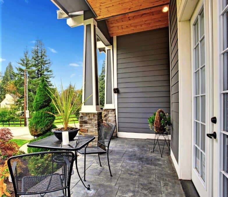 Designing Outdoor Living Spaces for Summer Entertaining